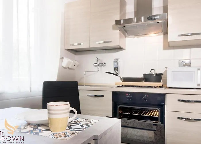 Mr. Brown - MarconiAlbergo